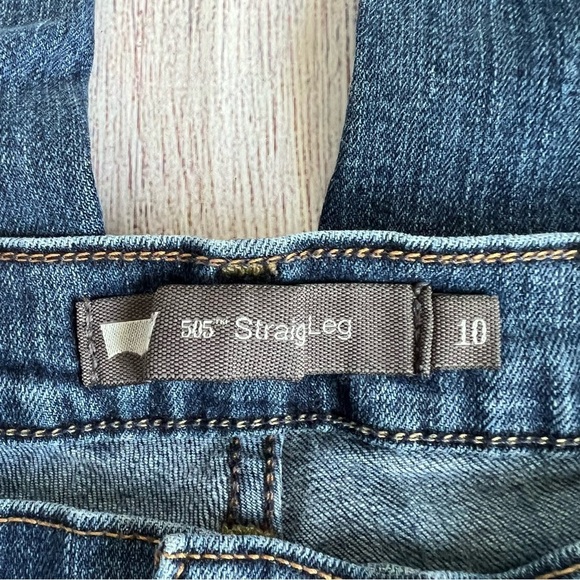 505 Levi’s Straight Leg Blue Jeans 10 - Picture 3 of 6